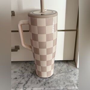 BrüMate Limited Edition
Tan Checker Era 40 oz